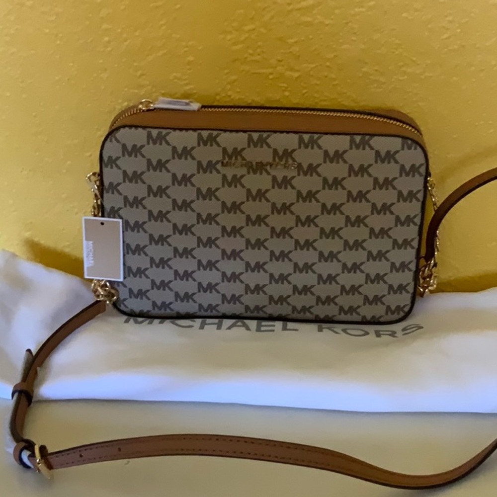 Michael Kors small handbag